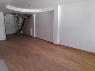 Dúplex en venta en San Adrián