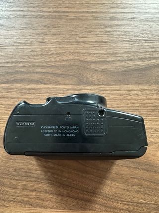 Olympus IZM 210 Zoom Quartzdate Cámara analógica