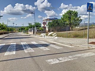 Terreno en venta en Lucena