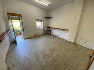 Local comercial en venta en Universidad en Ourense