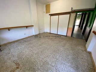 Local comercial en venta en Universidad en Ourense