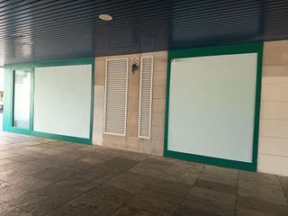 Local comercial en venta en Barañain