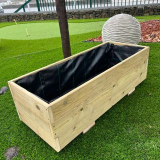 Jardinera de madera exterior