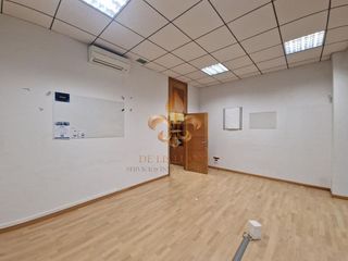 Local comercial en alquiler en Ponteareas