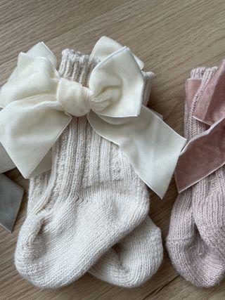 Calcetines lana lazo terciopelo bebé