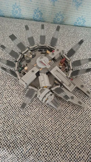 LEGO Star Wars Halcón Milenario 7965