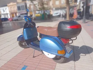 Vespa Iris 200 - 1989 - Azul