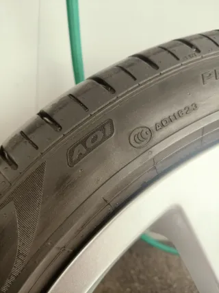 Llantas originales Audi en 20 pulgadas con neumáti