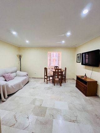 Piso en venta en La Caleta - La Viña en Cádiz