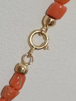Collana corallo naturale e oro 750