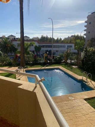 Piso en venta en Montemar en Torremolinos
