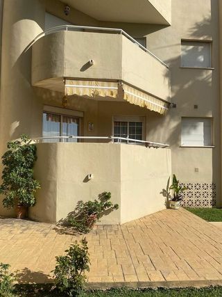 Piso en venta en Montemar en Torremolinos
