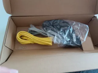 Router Livebox Fibra + ONT ZTE + Cables