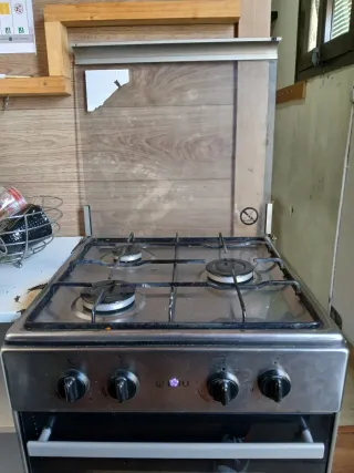 Cocina 3 fuegos gas butano