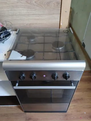 Cocina 3 fuegos gas butano