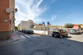 Local comercial en venta en San Miguel en Armilla
