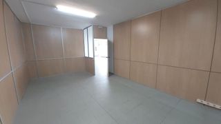 Oficina en alquiler en Ca n’Esteper – Can Gorgs – Can Gorgs II en Barbera del Vallès