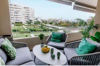 Piso en alquiler en Nueva Andalucía centro en Marbella