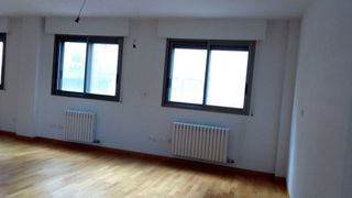 Oficina en alquiler en Ruiseñores en Zaragoza