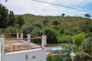 Chalet en venta en Vélez de Benaudalla