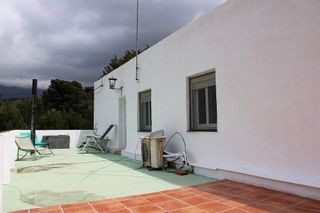 Chalet en venta en Vélez de Benaudalla