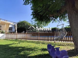 Chalet en venta en La Motilla en Dos Hermanas