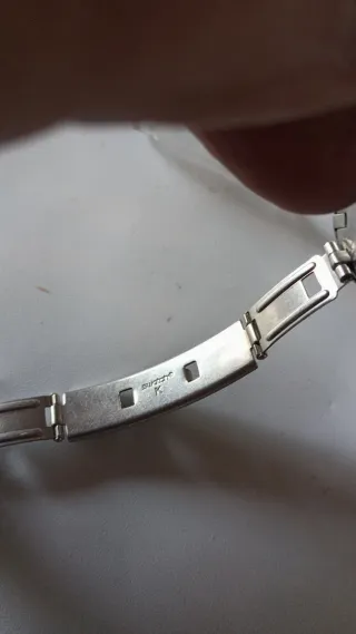 Orologio Swatch con cinturino a sfere