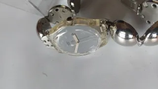 Orologio Swatch con cinturino a sfere