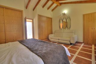 Cortijo en venta en Calahonda en Mijas