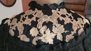 Capelina de seda antigua