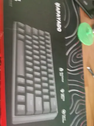 Teclado Mecánico LEAVEN Negro/Blanco