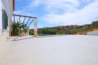 Chalet en venta en Coín