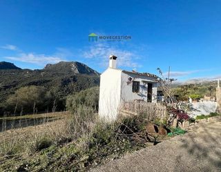 Casa rural en venta en Ubrique