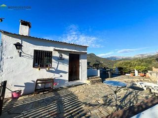Casa rural en venta en Ubrique
