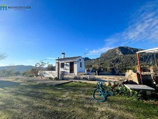 Casa rural en venta en Ubrique