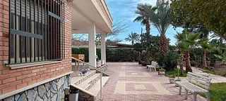 Chalet en venta en Peña de las Águilas en Elche