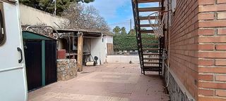 Chalet en venta en Peña de las Águilas en Elche