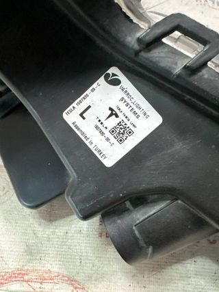 Tesla Model Y Faro Antiniebla Izquierdo
