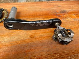 Bielas XX1 con Potenciómetro Quarq+ pedales XT