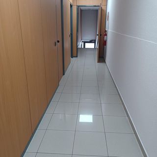 Oficina en alquiler en La Clota - Zona industrial en Cerdanyola del Vallès