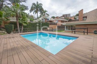 Chalet en alquiler en Sant Just Desvern