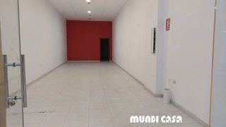 Local comercial en alquiler en Boiro