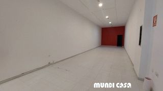 Local comercial en alquiler en Boiro
