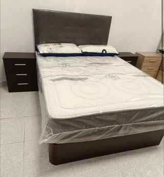 Cama Matrimonio con Cabecero Tapizado