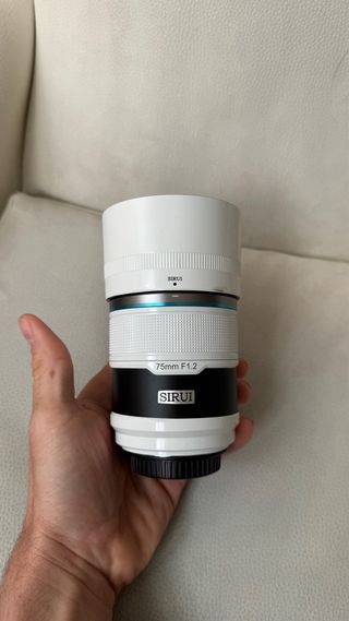 Objetivo Sirui Sniper 75mm F1.2 APS-C Sony E