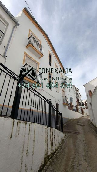 Casa en venta en Olvera