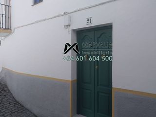 Casa en venta en Olvera