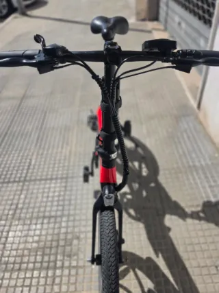 Bicicleta Eléctrica Ducati Roja