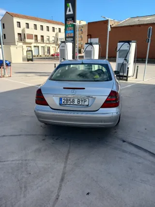 Mercedes-Benz Clase E 2002