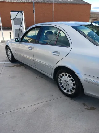 Mercedes-Benz Clase E 2002